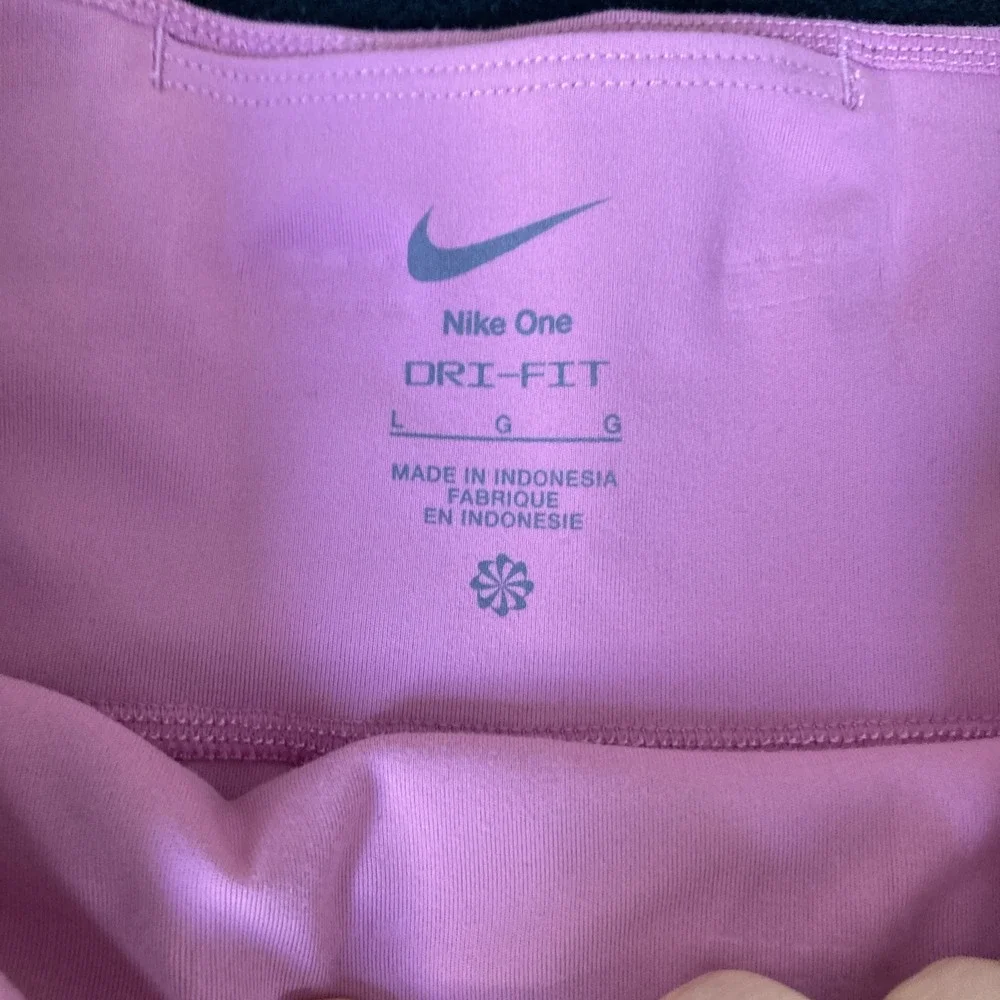 Nike One Dri-fit Pink Leggings Youth Girls‎ Size L FZ5607-646 NWT With Pockets